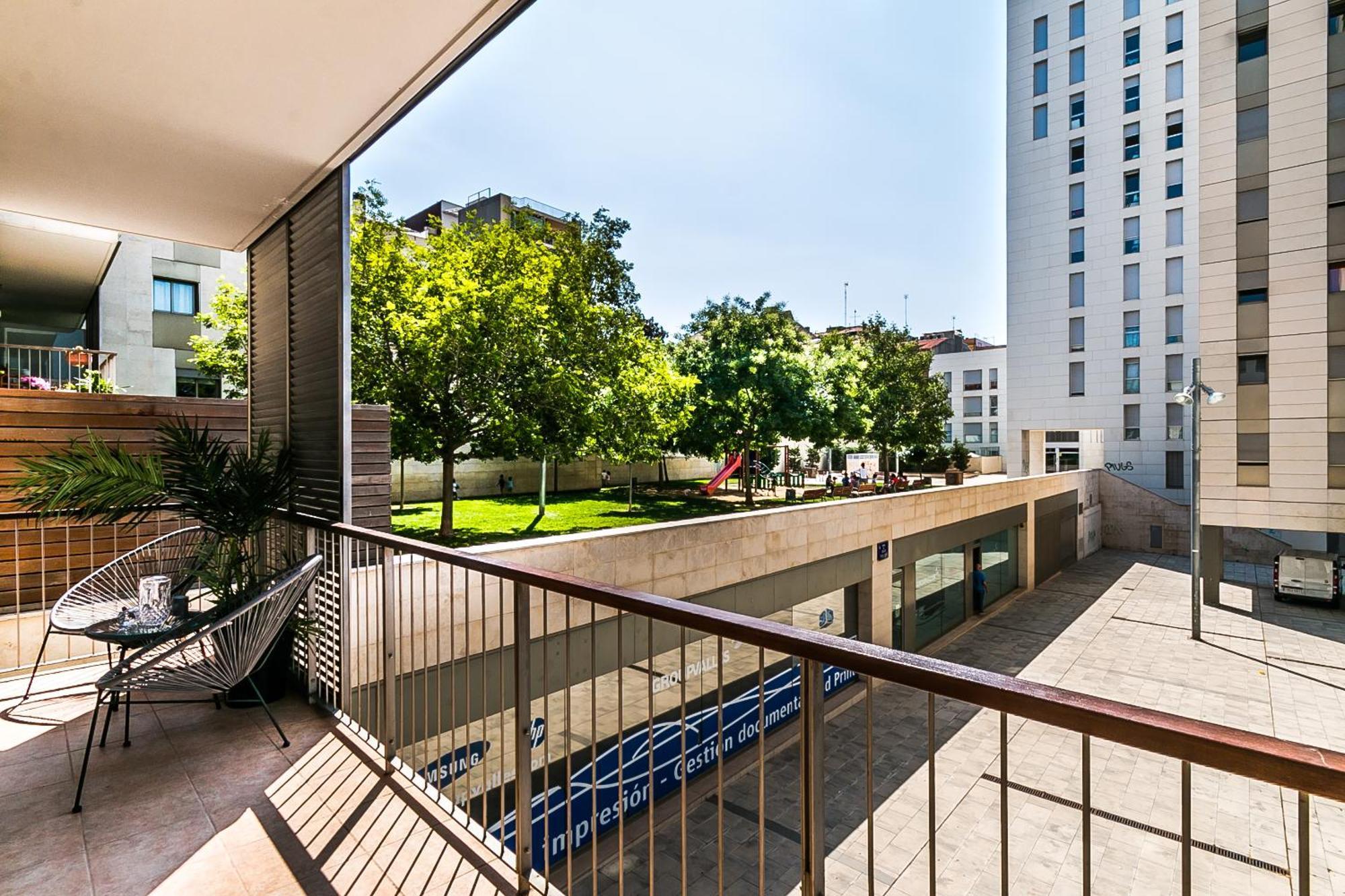 Top Family Apartment By Lofties Terrassa Bagian luar foto